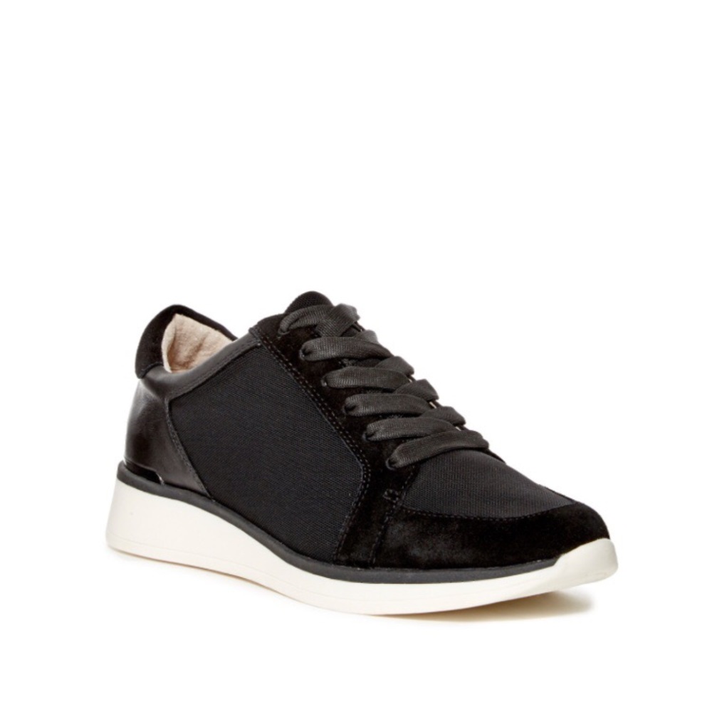 Louise et Cie Berlena Black Sneakers Size 7M